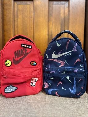Bundle (2) NIKE Insulated Lunch Totes